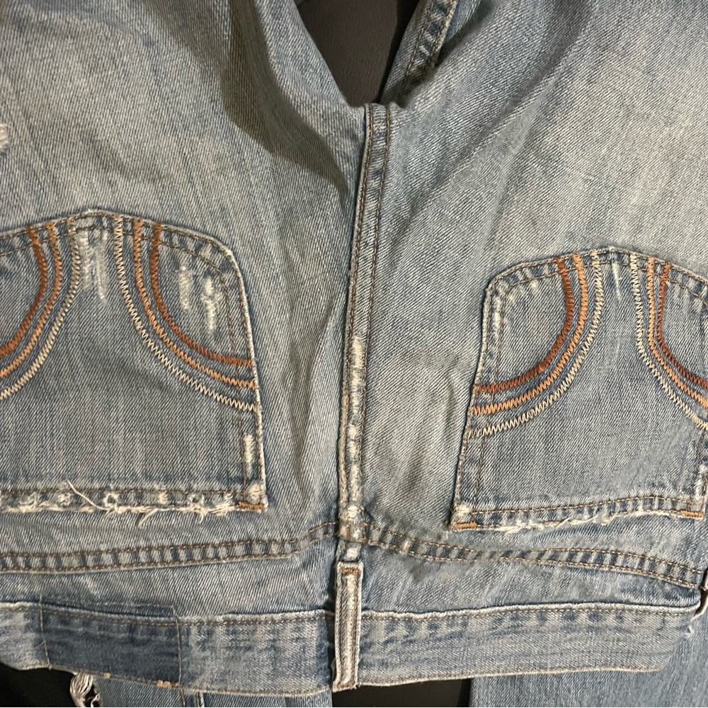 Holister flare cut jeans holes missing back holister tag size 3